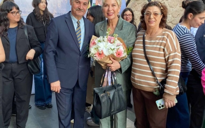 İŞKAD Yönetim Kurulu Başkanı Sayın M.Süheyla GERGİN ve Seyhan İlçe Belediyesi ile düzenlemiş olduğu Dünya Kadınlar günü Platformuna katılım sağladık. Alarko Holding Yönetim Kurulu Üyesi Sayın Leyla ALATON , HAYKONFED Konfederasyon Başkanı Sayın Nesrin ÇITIRIK günün anlamını taşıyan fotoğraf karesind