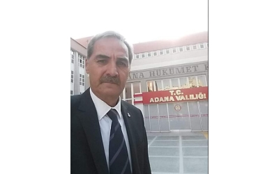 Toplantı sonrasında günün anlamını taşıyan bir kare,.