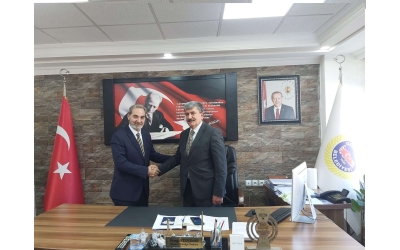 Sivas İli Gemerek İlçesi Belediye Başkanı Sayın; Remzi KILIÇDAĞI Başkanımızı Şiddeti Önleme Derneği Yönetim Kurulu olarak Makamında kendilerini ziyaretimizde Gemerek İlçesinde ki ; Derneğimizin tüzüğünde bulunan Her türlü Şiddeti Önleme başlıklı konular hakkında görüşmeler sonrasında günün anlamı