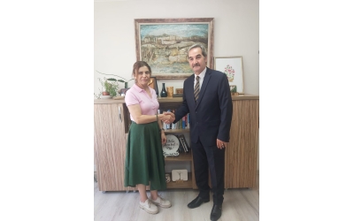 Adana İl Kültür ve Turizm Müdür Yardımcısı Sayın ; Aşiret Aslı ŞEN ile Şiddeti Önleme Derneği Yönetim Kurulu Başkanı olarak yapmış olduğumuz toplantı sonrasında günün anlamını taşıyan fotoğraf karesinde yer aldık. Zaman ayırdığı için kendilerine Yönetim Kurulu adına teşekkür ederiz.
