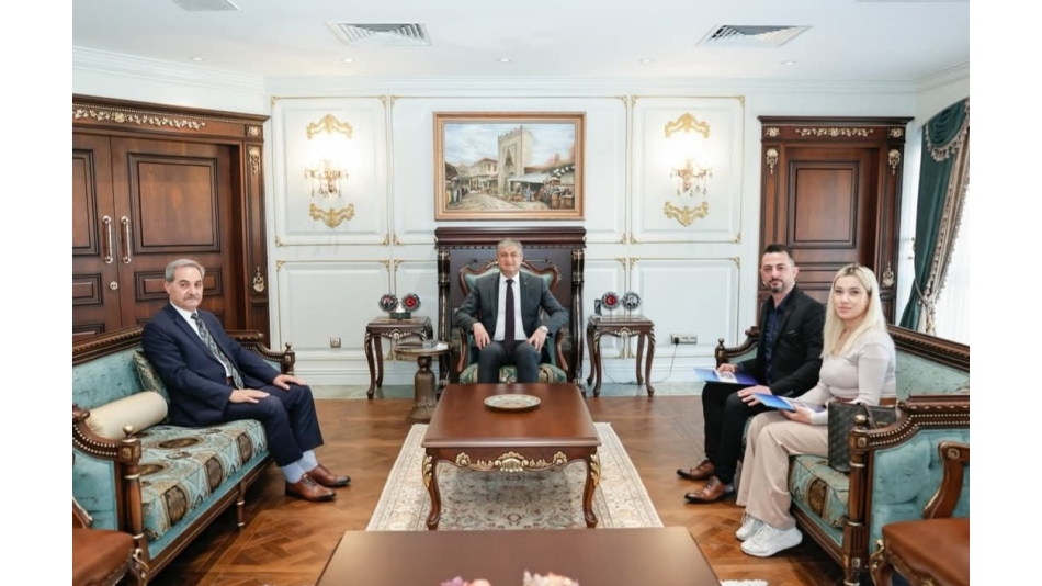 Sayın Valimiz Mustafa YAVUZ ile ŞÖNDER Yönetim Kurulu olarak ziyarette bulunduk. Kendilerine teşekkür ederiz. 