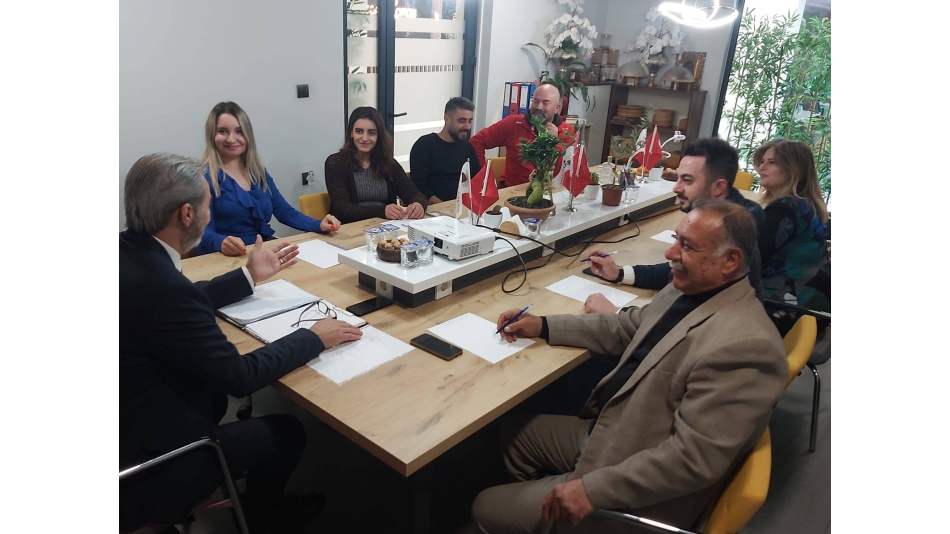 12.ULUSLARARASI PORTAKAL ÇİÇEĞİ KARNAVALI SONRASI YAPILAN TOPLANTI ANI 17.04.2024
